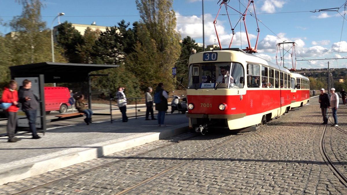 Dědina, konečná zastávka. DPP otevírá tramvajovou trať za 840 milionů